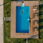 Ali Baba Ciftligi B&B 알라카티
